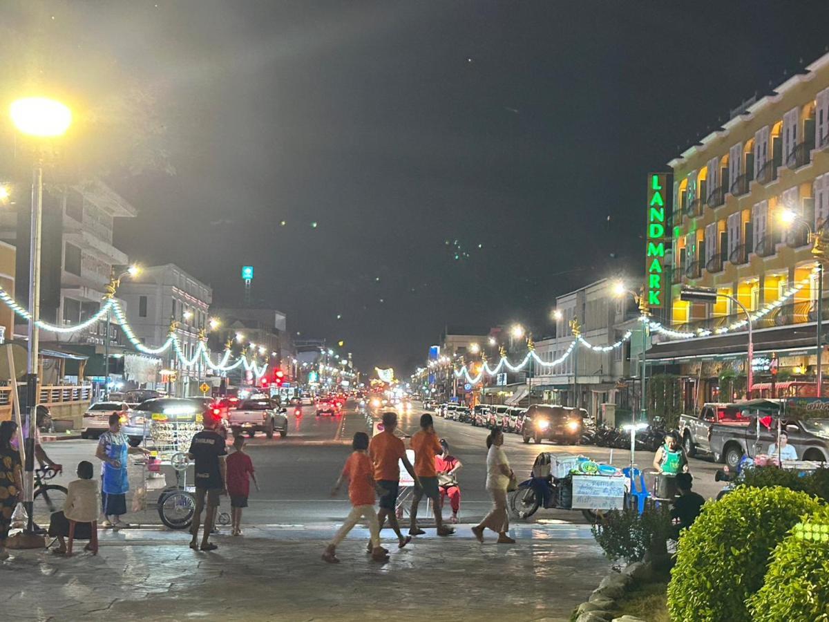 Nakhon ลอส นคร Appartement Nakhon Phanom