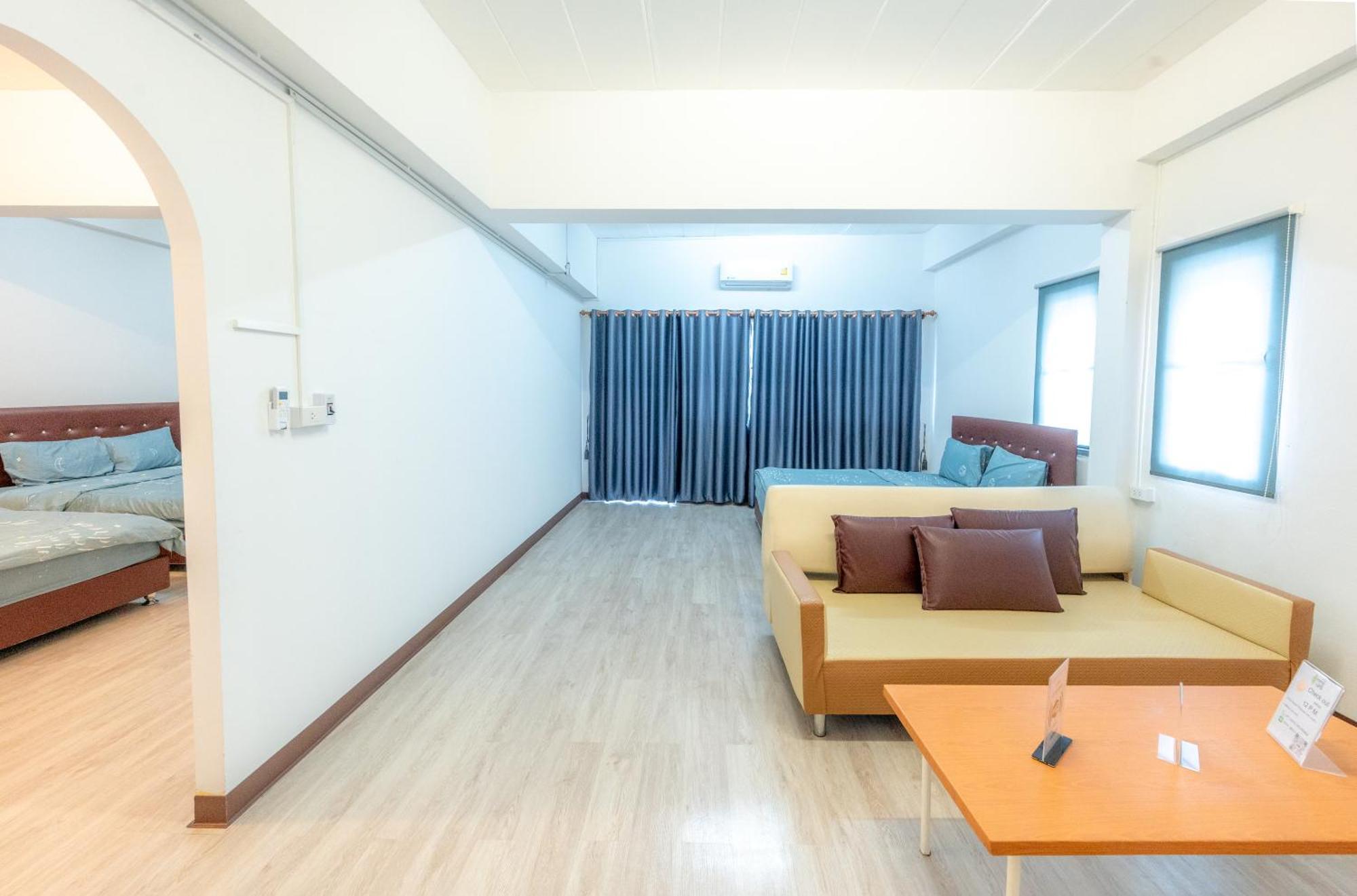 Nakhon ลอส นคร Appartement *