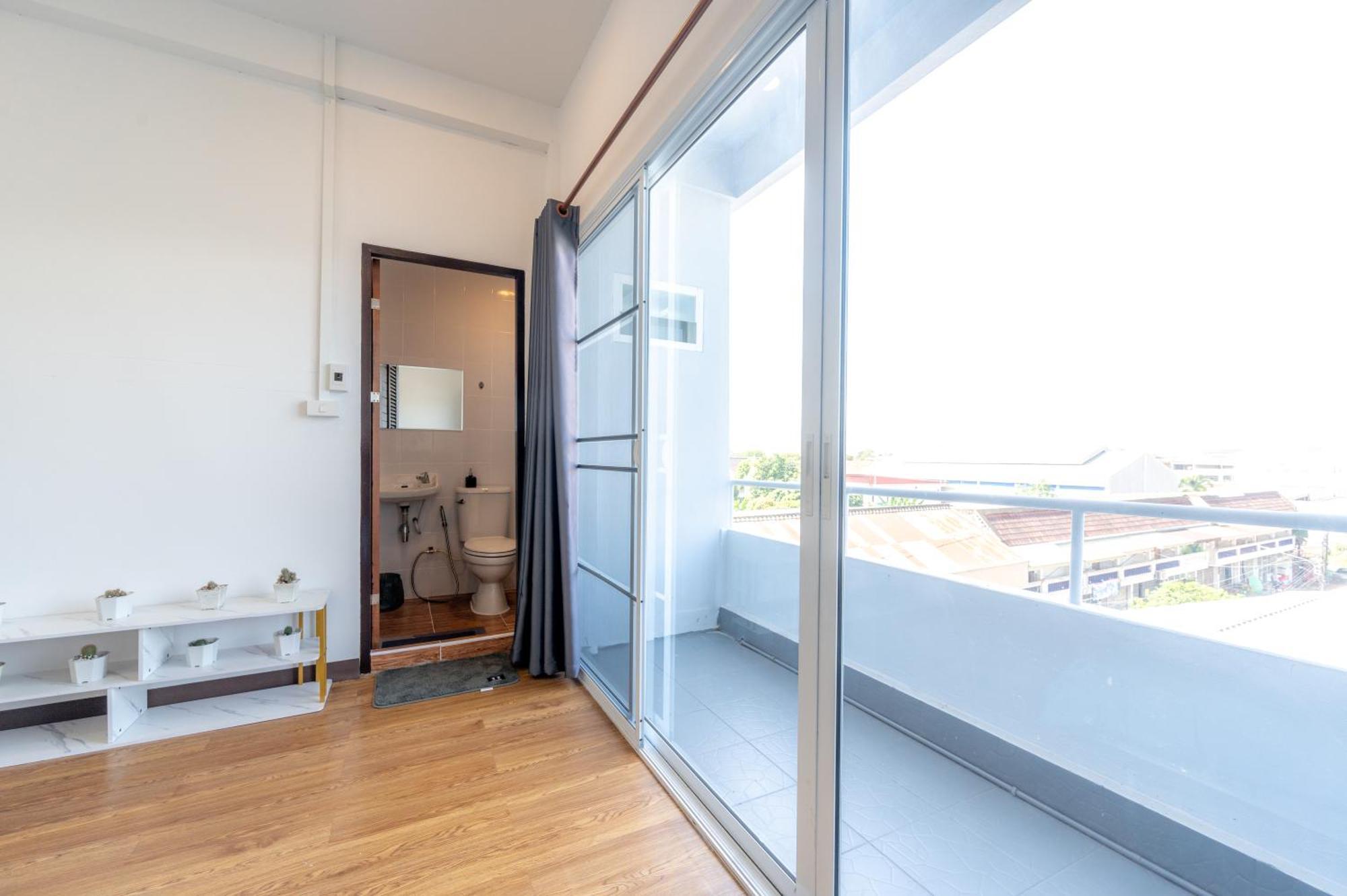 Nakhon ลอส นคร Appartement