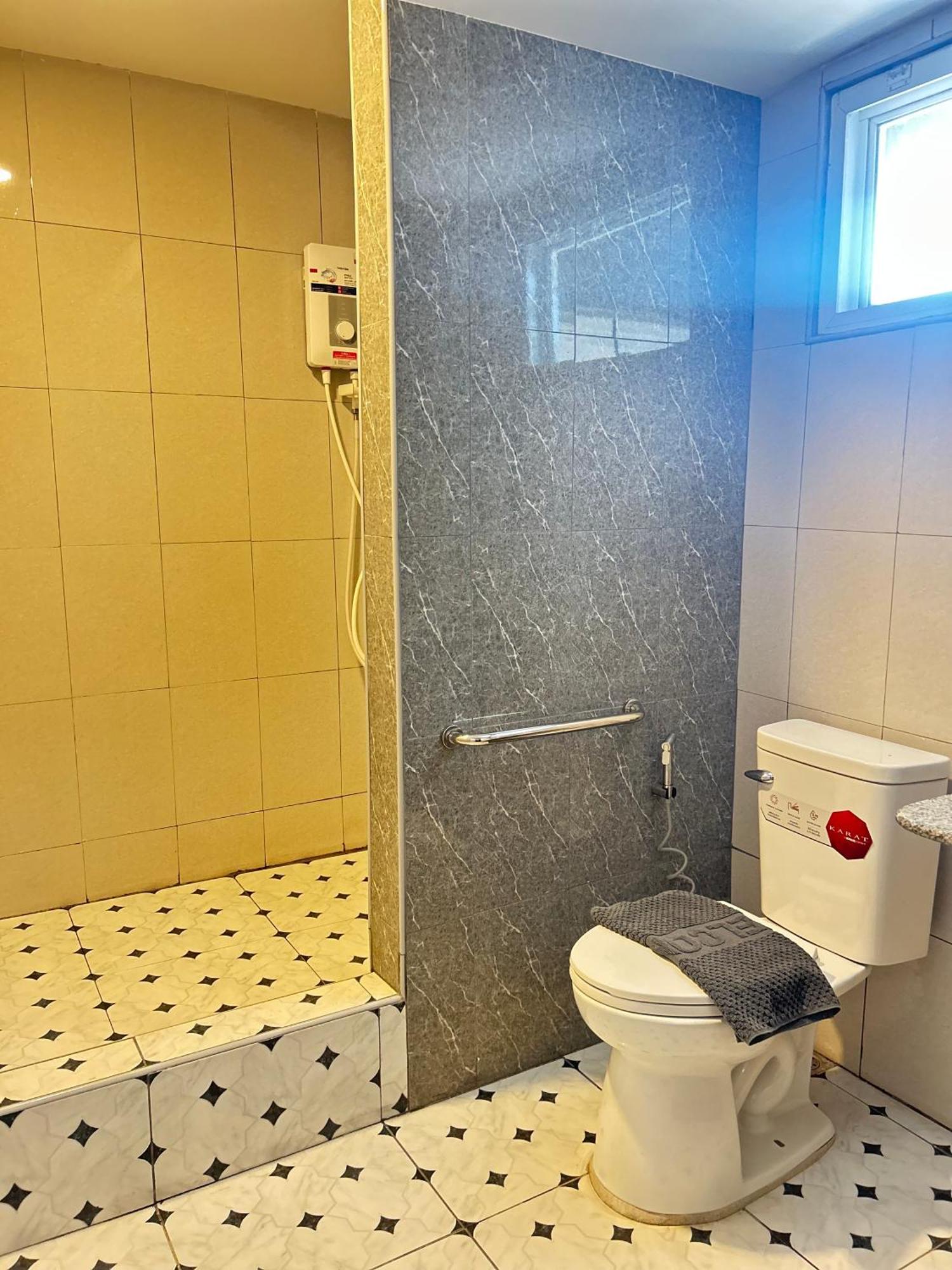 Nakhon ลอส นคร Appartement *